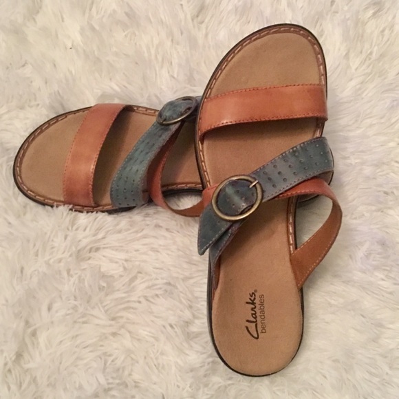 Clarks Shoes - New Clark’s Bendable’s Sandal’s Size 8.5🌀🌀